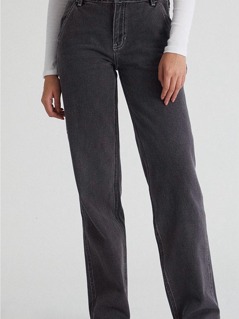 PacSun Women's Straight Leg Jeans in Washed Black